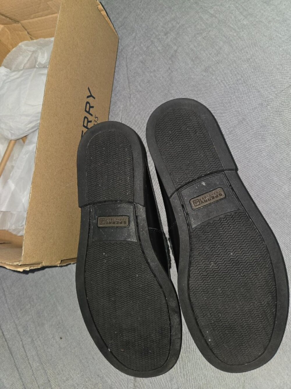 Brand new Sperry Colton Black Leather Penny Loafers in Boys Size 4.5 Medium. - Picture 5 of 6